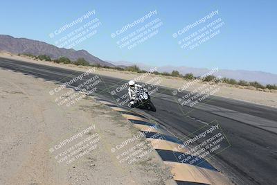 media/Dec-01-2025-Moto Forza (Mon) [[2daa91e15f]]/2-Intermediate Group/Session 4 (Turn 10 Inside)/